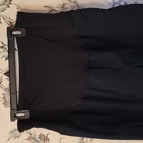 Old Navy Black Full Panel Maternity Boot Cut Cotton Dress Pants Size 20 GUC - Picture 2 of 7